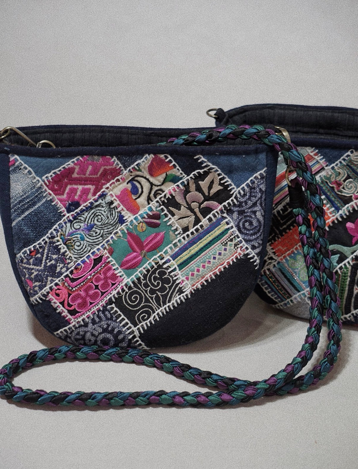 A Chorus of Pieces | Pouch with Mixed Vintage Embroidery