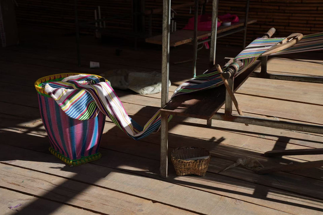 Dulong Blanket | Weaving Rainbows