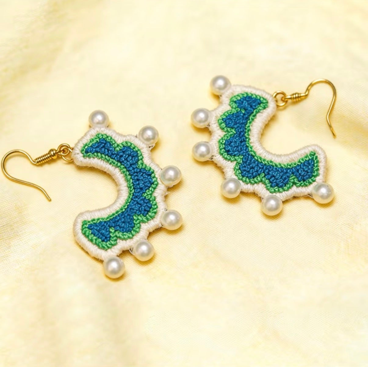 Ridge & Crescent | Hand-Embroidered Yi Seed-Stitch Earrings