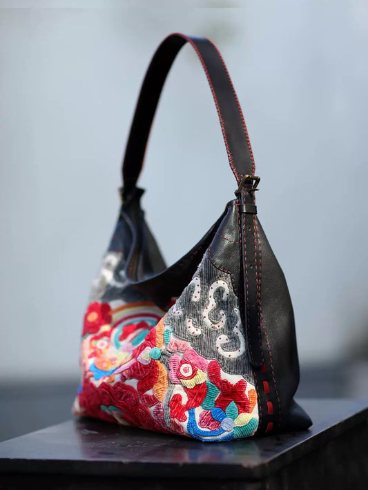Summer Bloom | Vintage Yi Appliqué Hobo Bag