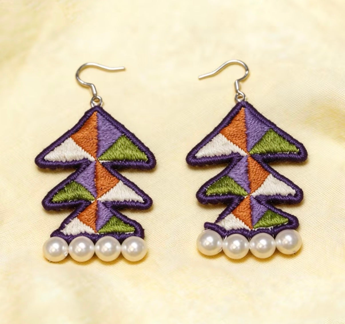 Ridge Palette | Hand-Embroidered Yi Satin-Stitch Drop Earrings