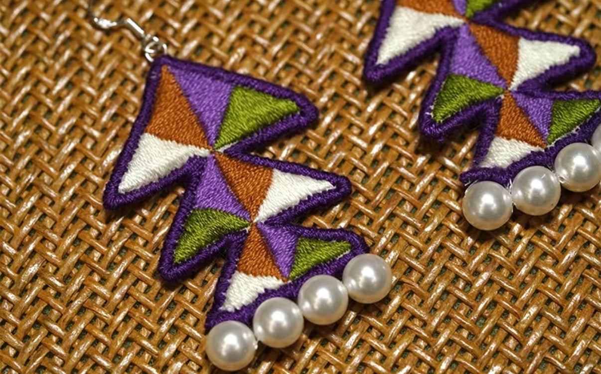 Ridge Palette | Hand-Embroidered Yi Satin-Stitch Drop Earrings