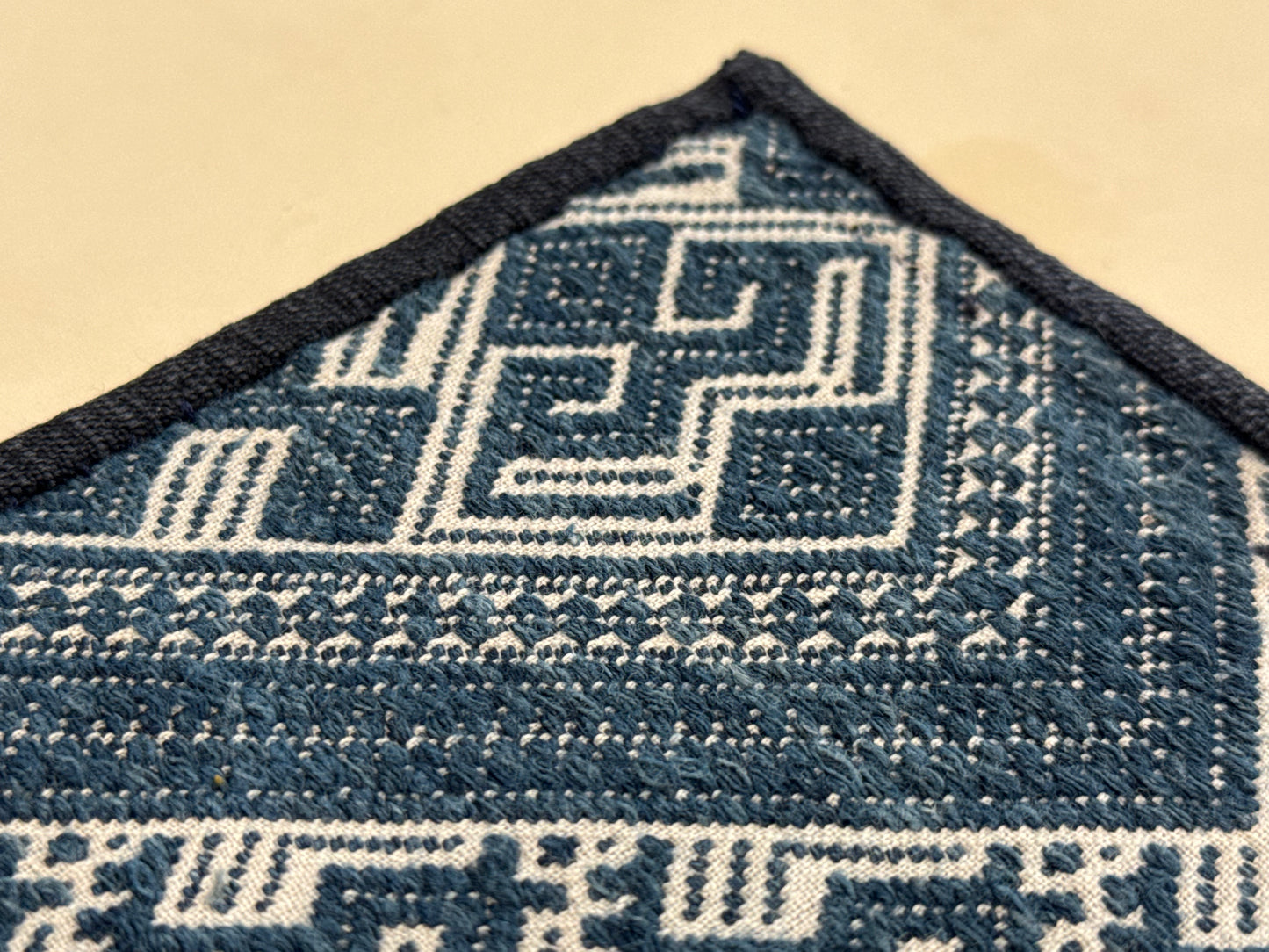 MOMENTUM | Vintage Indigo Geometric Runner & Table Mat